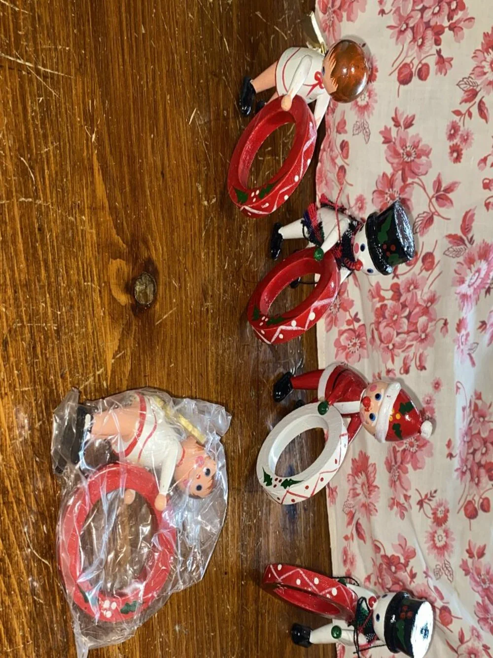 Adorable Vintage Vera Neumann 3D Wooden Christmas Napkin Holders 6pc Set
